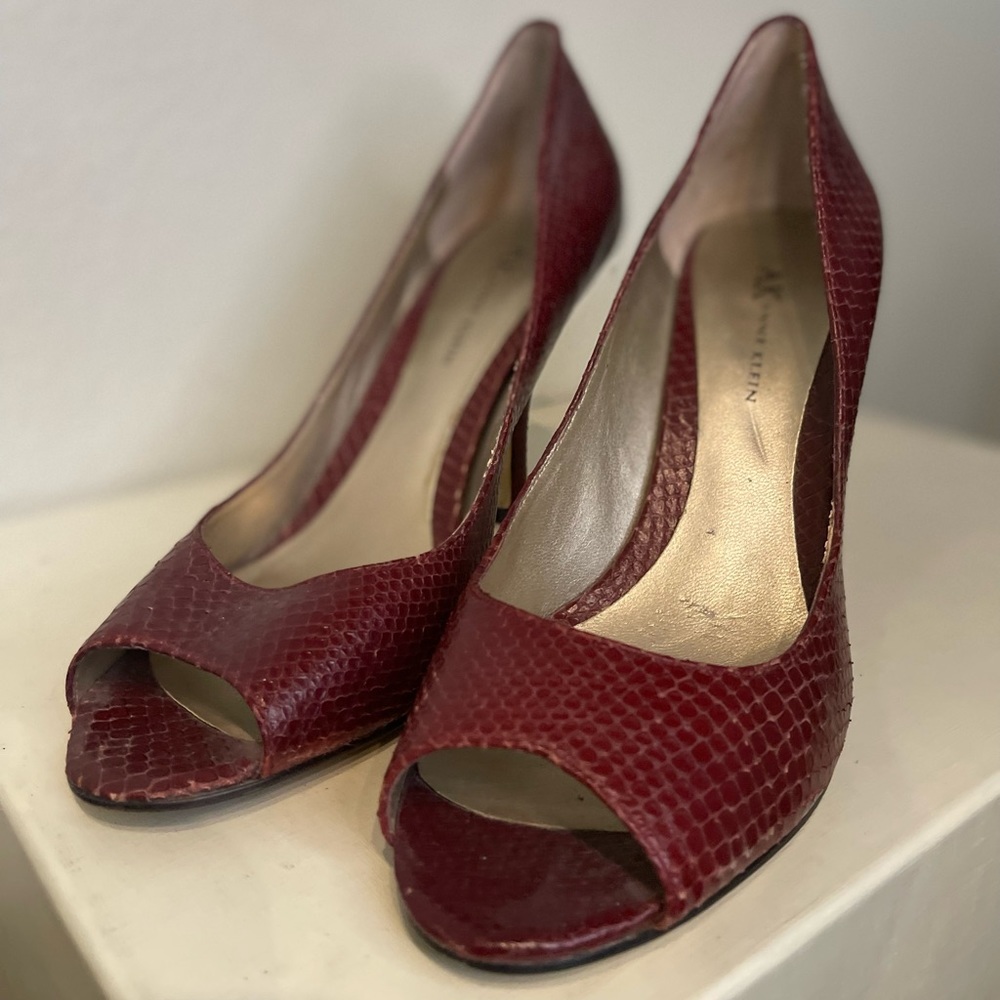Anne Klein MAEMORY Leather Peep Toe Slingback Heels